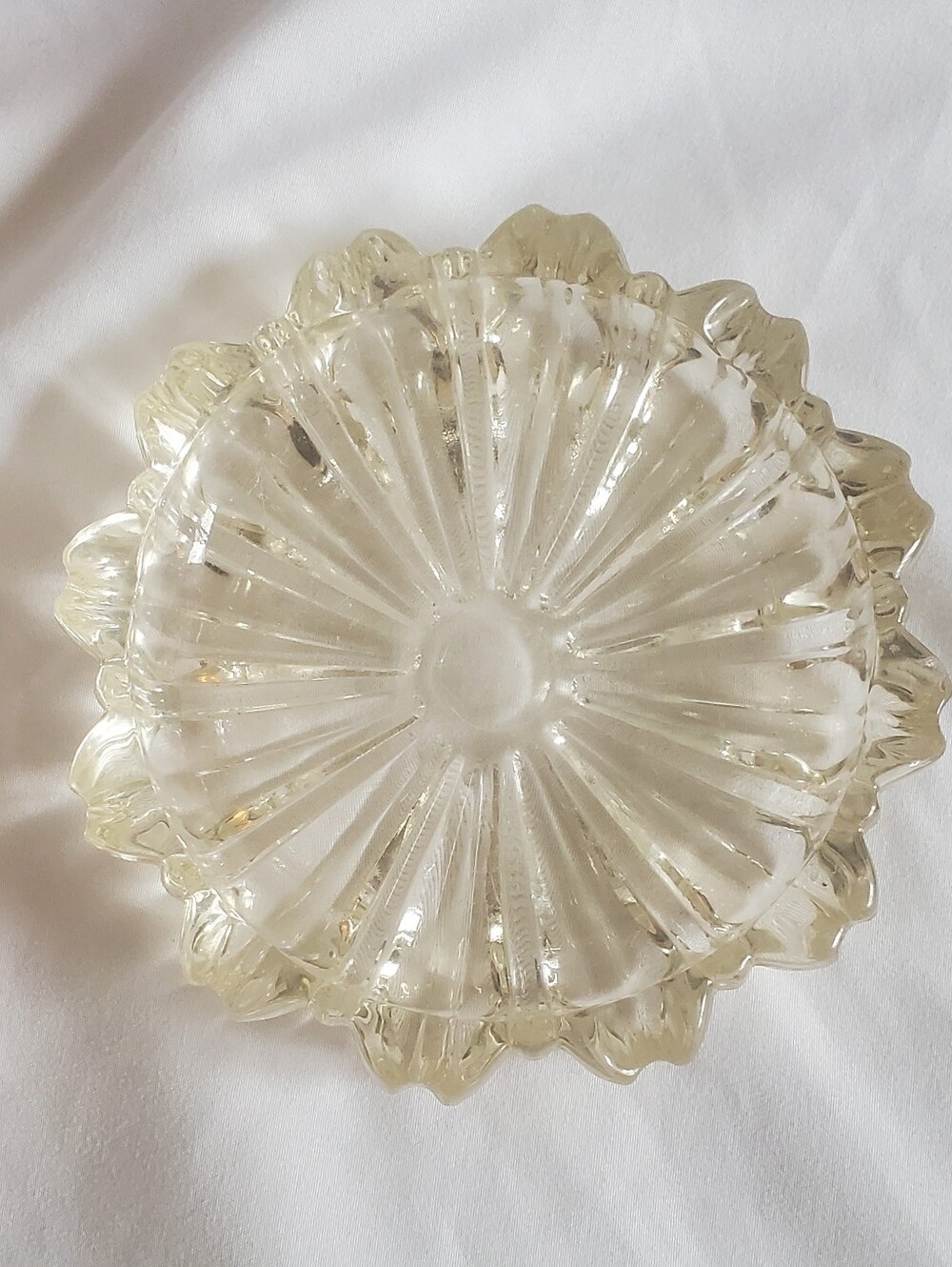 Hazel Atlas Vtg Clear Medium Glass Ashtray Trinkel Dish Bowl Scalloped Edges